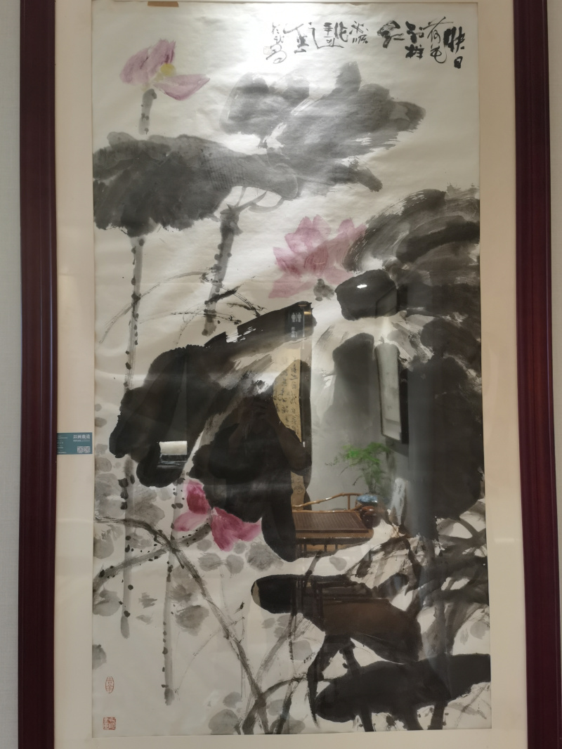 映日荷花别样红-齐物书舍